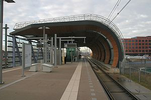 Station Leidschenveen moet snel weer bereikbaar zijn mensen voor mensen ‘slecht ter voet’